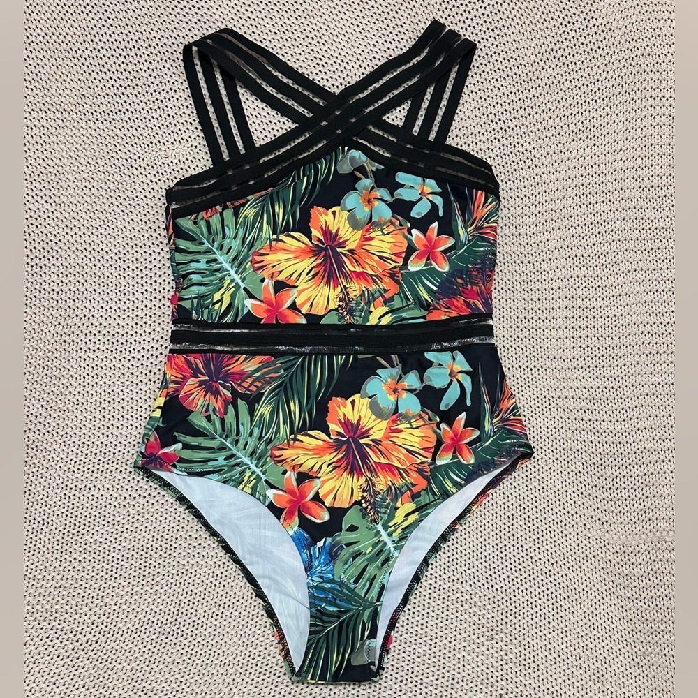 Tropical Floral adult Swimsuit size medium NEW WITHOUT TAGS